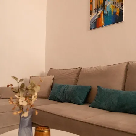 Radeshi House Apartment Berat Exterior photo